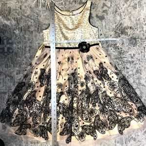 Girls Bloome Gold & Black with Sequins and Velvet Accents size 14